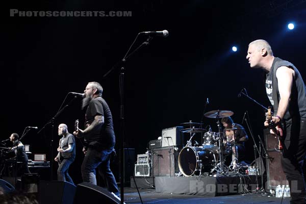 NEUROSIS - 2013-05-25 - PARIS - Espace Charlie Parker - Grande Halle - 